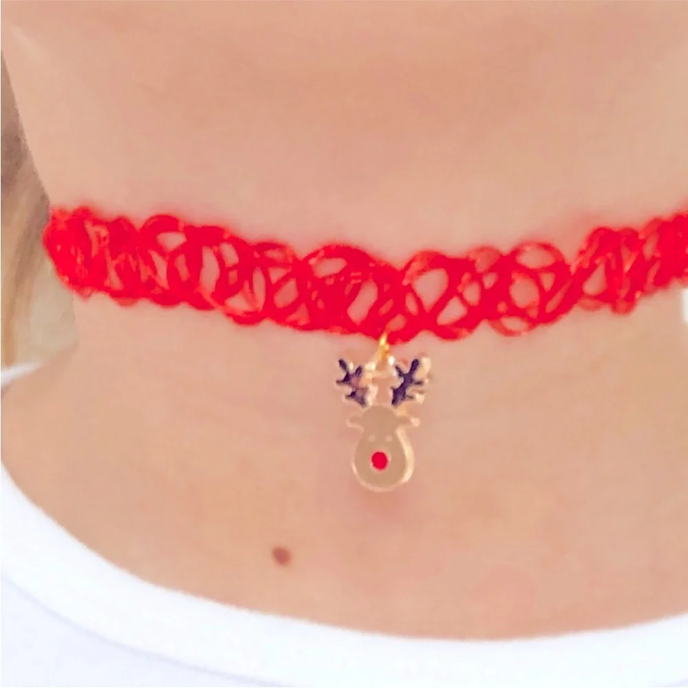 NWT Christmas Reindeer Charm Red Girls Choker Necklace Jewelry Stretches to Fit